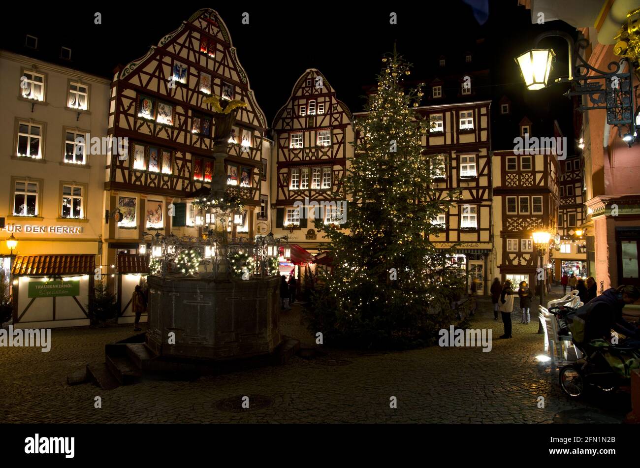 Bernkastel Germany Christmas Markets Stock Photo - Alamy