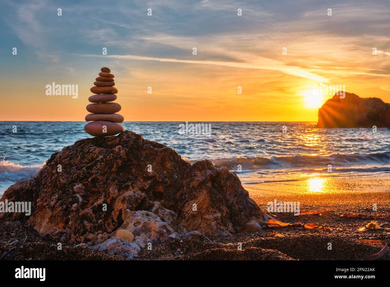 Stack on the beach hi-res stock photography and images - Alamy
