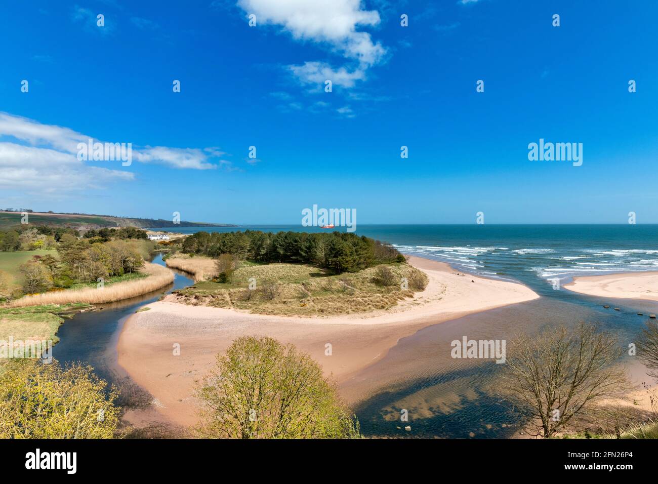 Lunan Bay High Resolution Stock Photography And Images Alamy