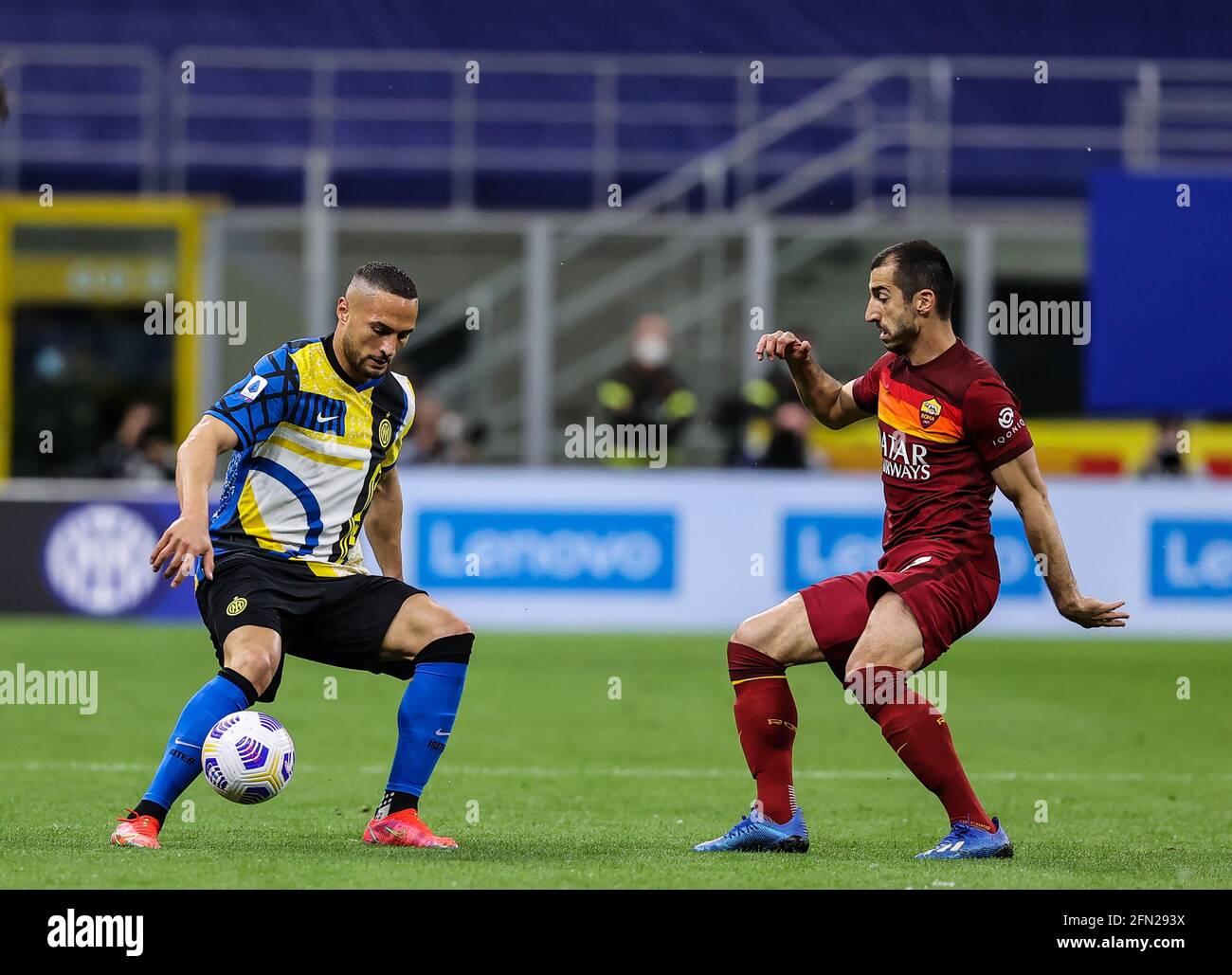 Matteo Darmian of FC Internazionale fights for the ball against Henrikh  Mkhitaryan of AS Roma during the Serie A 2020/21 / LM Stock Photo - Alamy