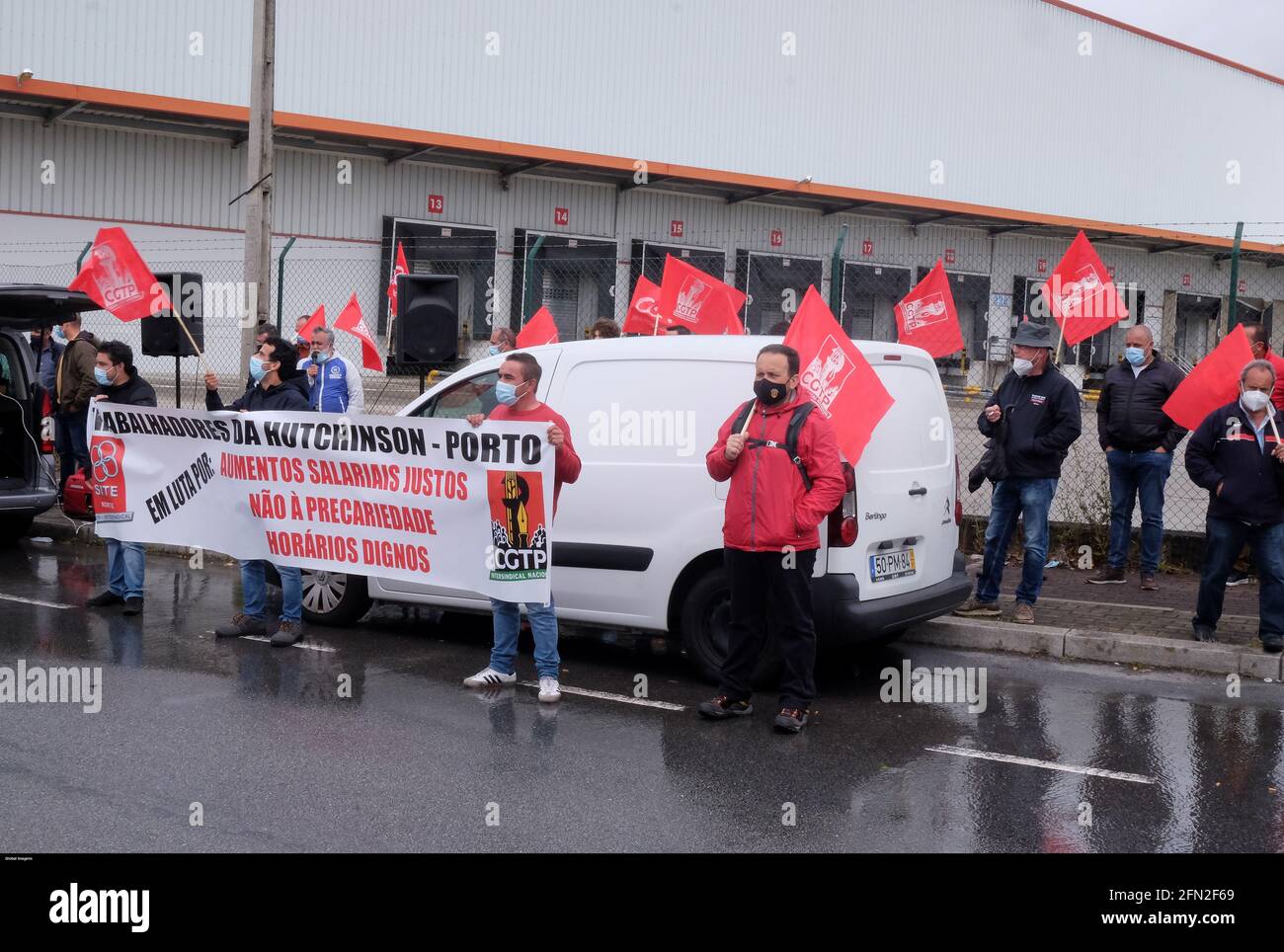 Valongo, 05/13/2021 - Hutchinson workers - Porto promote action to fight  for better wages, in front of the company's facilities in Campo (Valongo).  (Amin Chaar/Global Images/Sipa USA) Credit: Sipa US/Alamy Live News