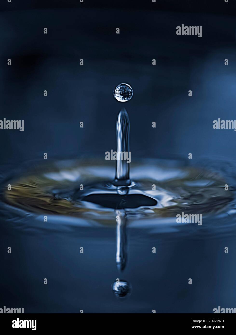Macro photo of drops of water Stock Photo - Alamy