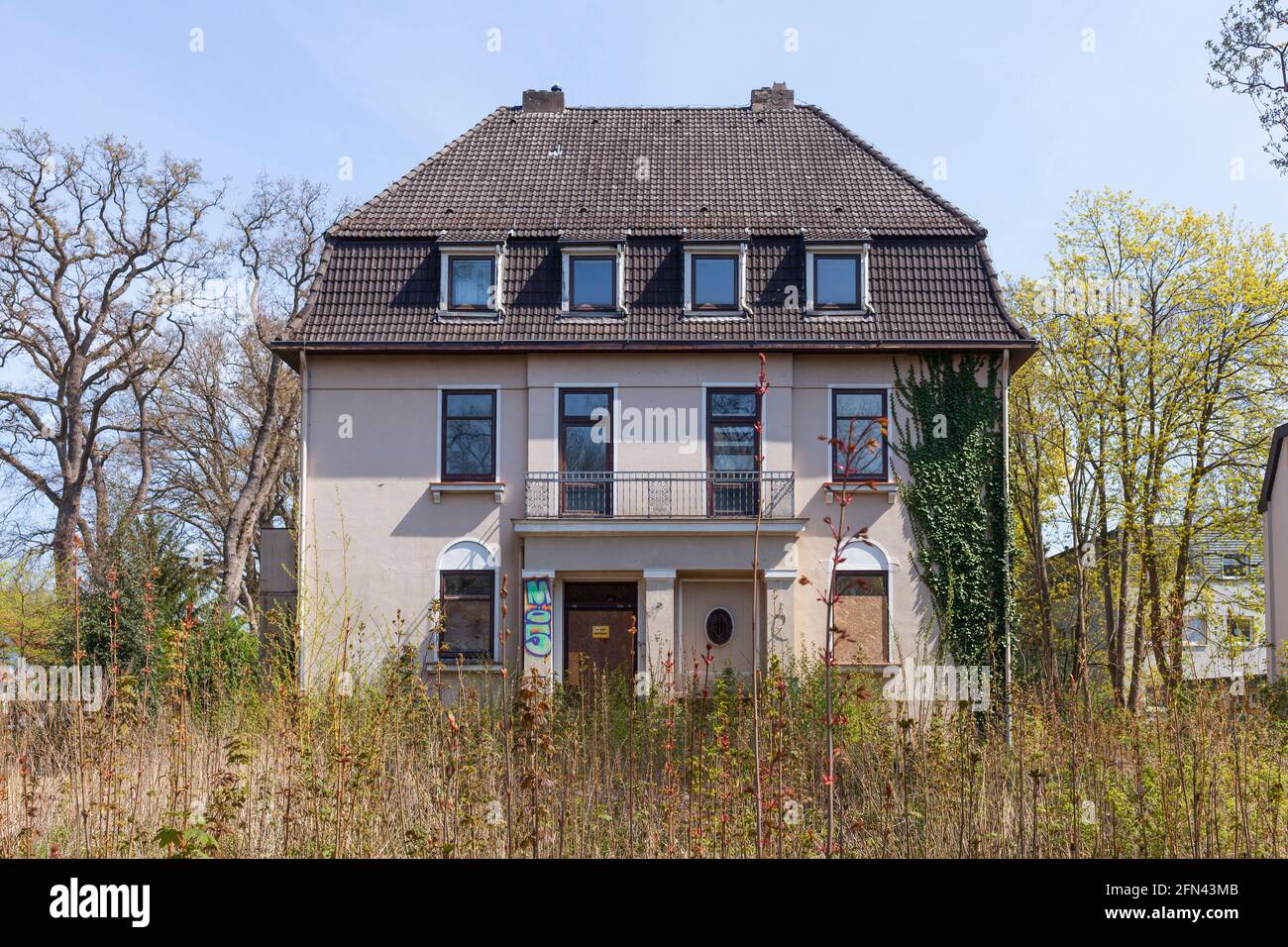 Demolition ready, vacant villa, Bremen, Germany, Europe Stock Photo