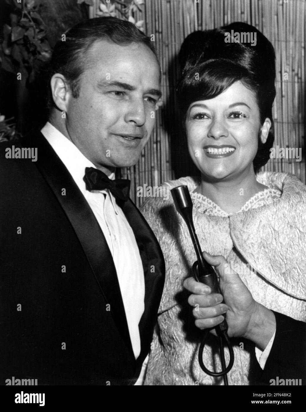 Brando, Marlon, * 3.4.1924 - 1.7.2004, American actor, with hist second wife Movita Castenada, ADDITIONAL-RIGHTS-CLEARANCE-INFO-NOT-AVAILABLE Stock Photo