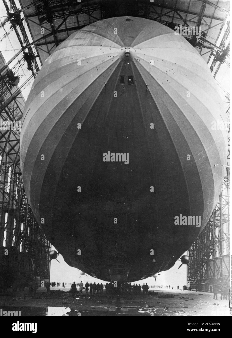 transport / transportation, aviation, airship, zeppelin in a hangar, 1934, EDITORIAL-USE-ONLY Stock Photo