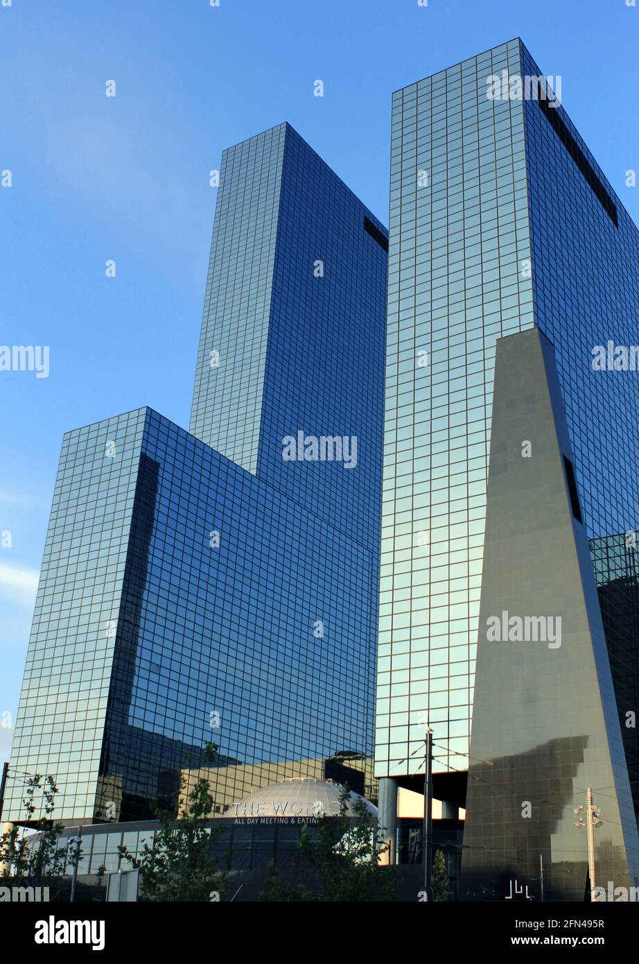 Huge skyscrapers in Rotterdam. Gebouw Delftse Poort at sunset Stock ...