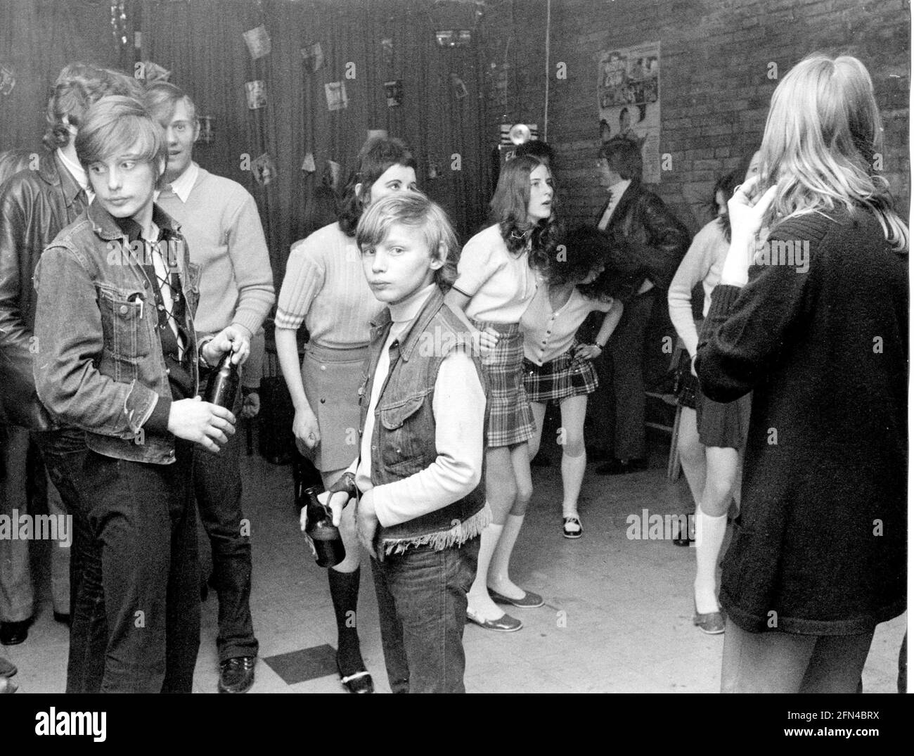 people, teenager, 'Beatraum', youth centre, party, Catholic parish hall, Hamburg, 1970, ADDITIONAL-RIGHTS-CLEARANCE-INFO-NOT-AVAILABLE Stock Photo