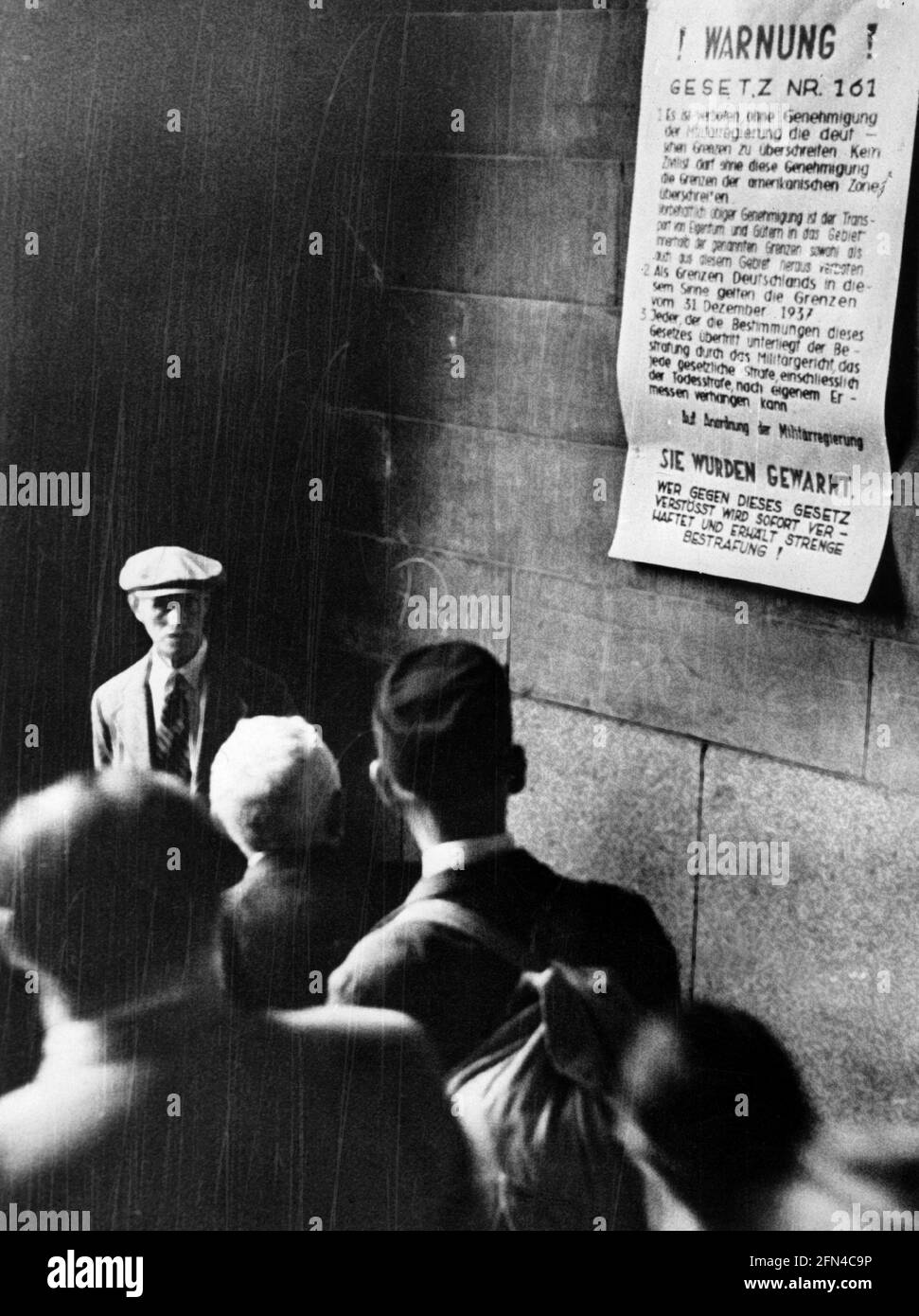 postwar period, Germany, Allied occupation, notice, ADDITIONAL-RIGHTS-CLEARANCE-INFO-NOT-AVAILABLE Stock Photo