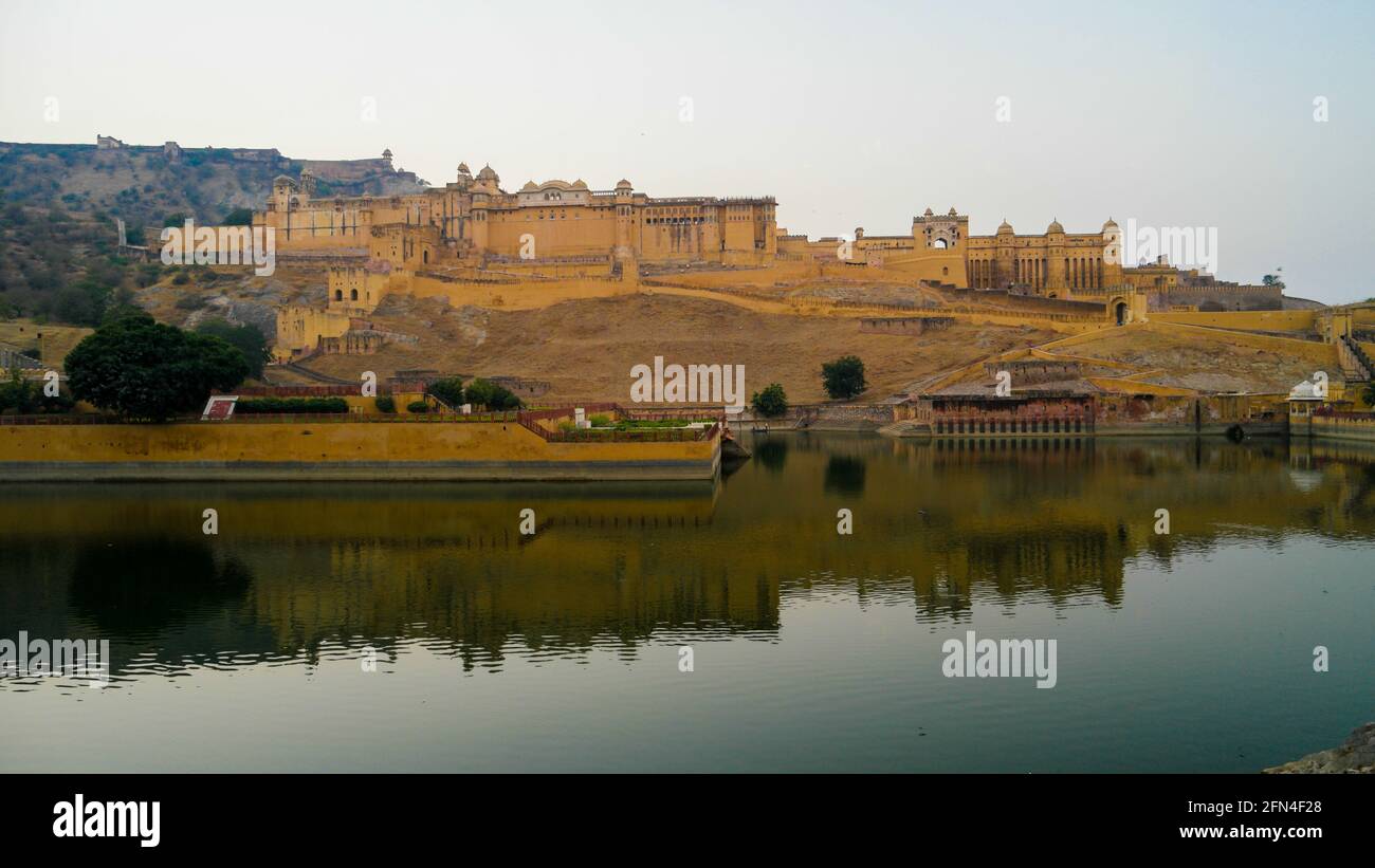Rampart amber fort jaipur rajasthan hi-res stock photography and images ...