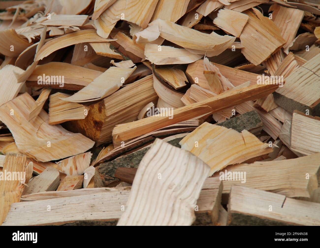 A Joiners Pile of Wood Shavings and Off Cuts Stock Photo Alamy