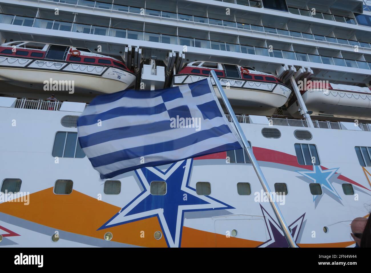Crusie Ship Flags Hi res Stock Photography And Images Alamy Crusie Ship Flags Hi res Stock Photography And Images Alamy
