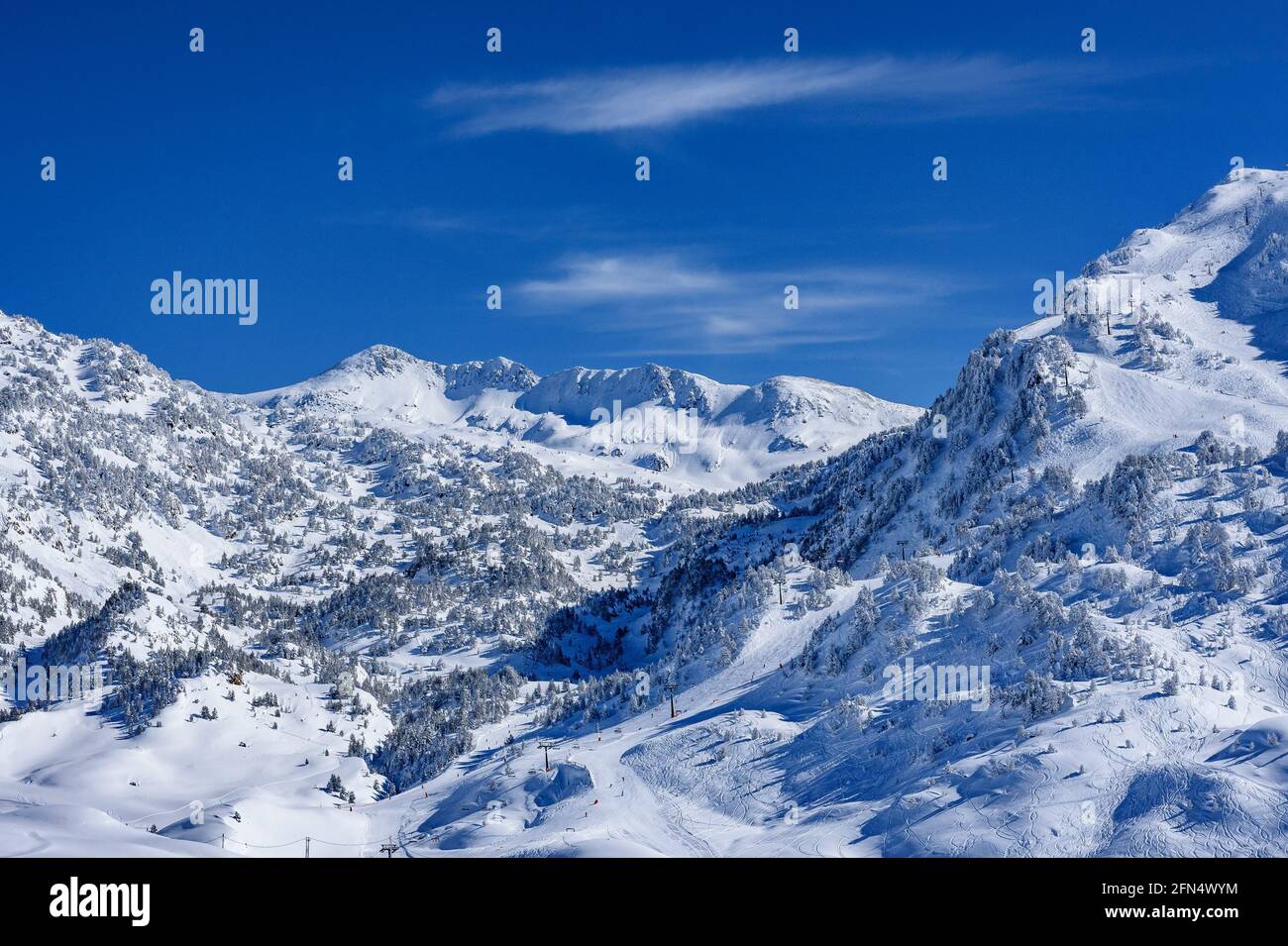 Aran Valley in winter (Pyrenees, Catalonia, Spain) ESP: Valle de Arán en invierno (Pirineos, Cataluña, España) FR: Vallée d'Aran en hiver (Pyrénées) Stock Photo