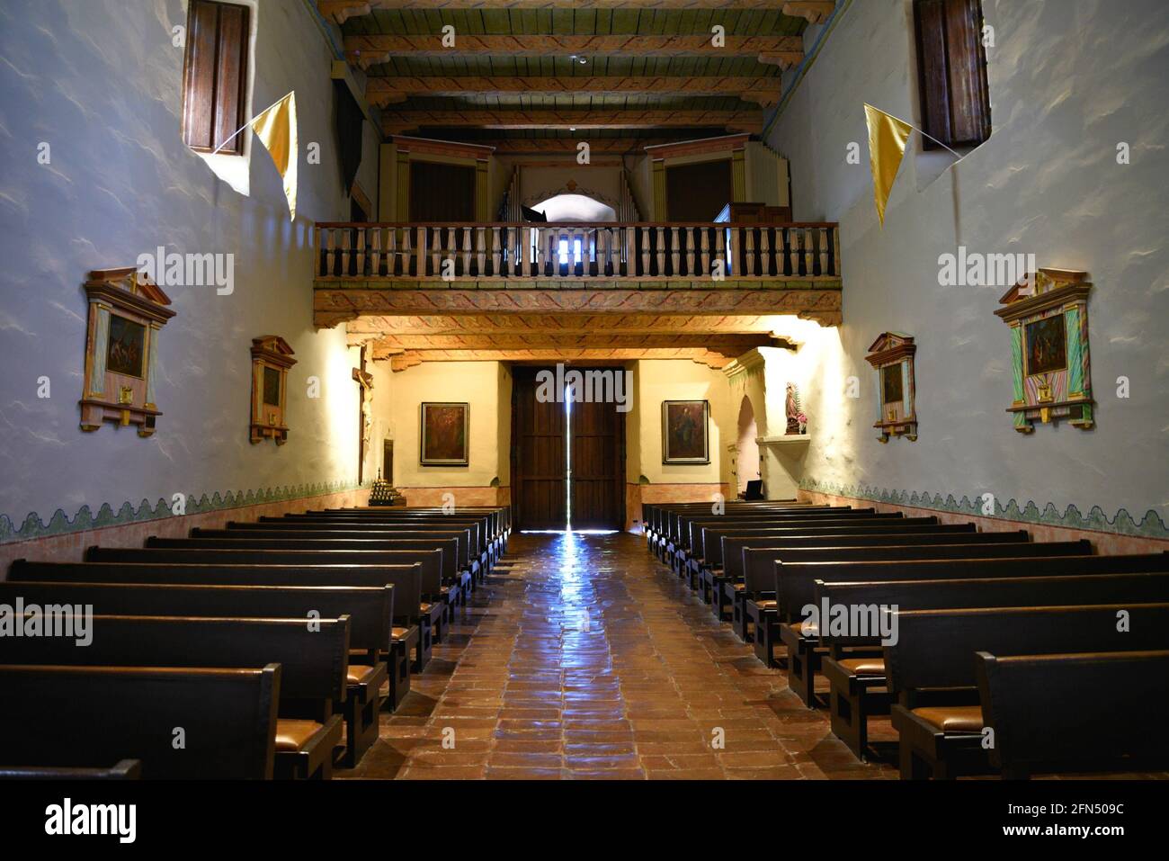 Hotel cerca del estadio SDCCU, image size:1300x957