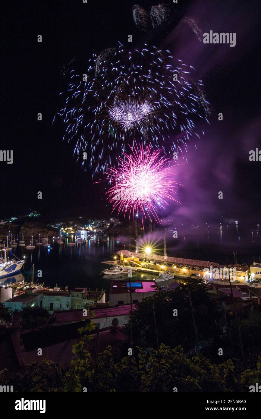 Isla de ponza hires stock photography and images Alamy
