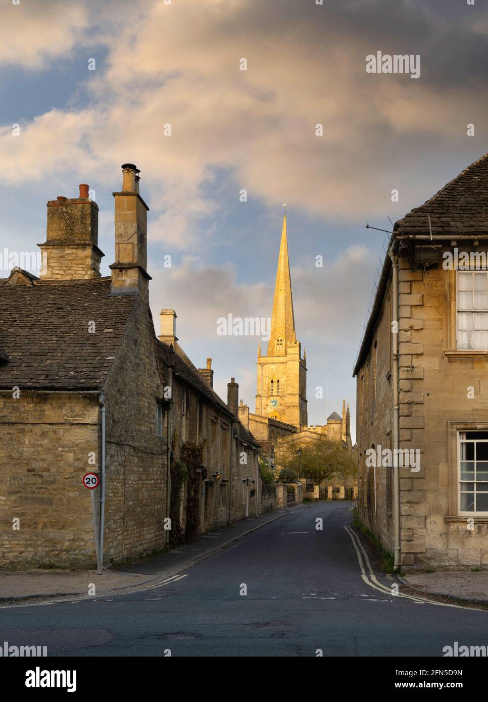 Church at Burford, Cotswolds, Oxfordshire, England Stock Photo - Alamy
