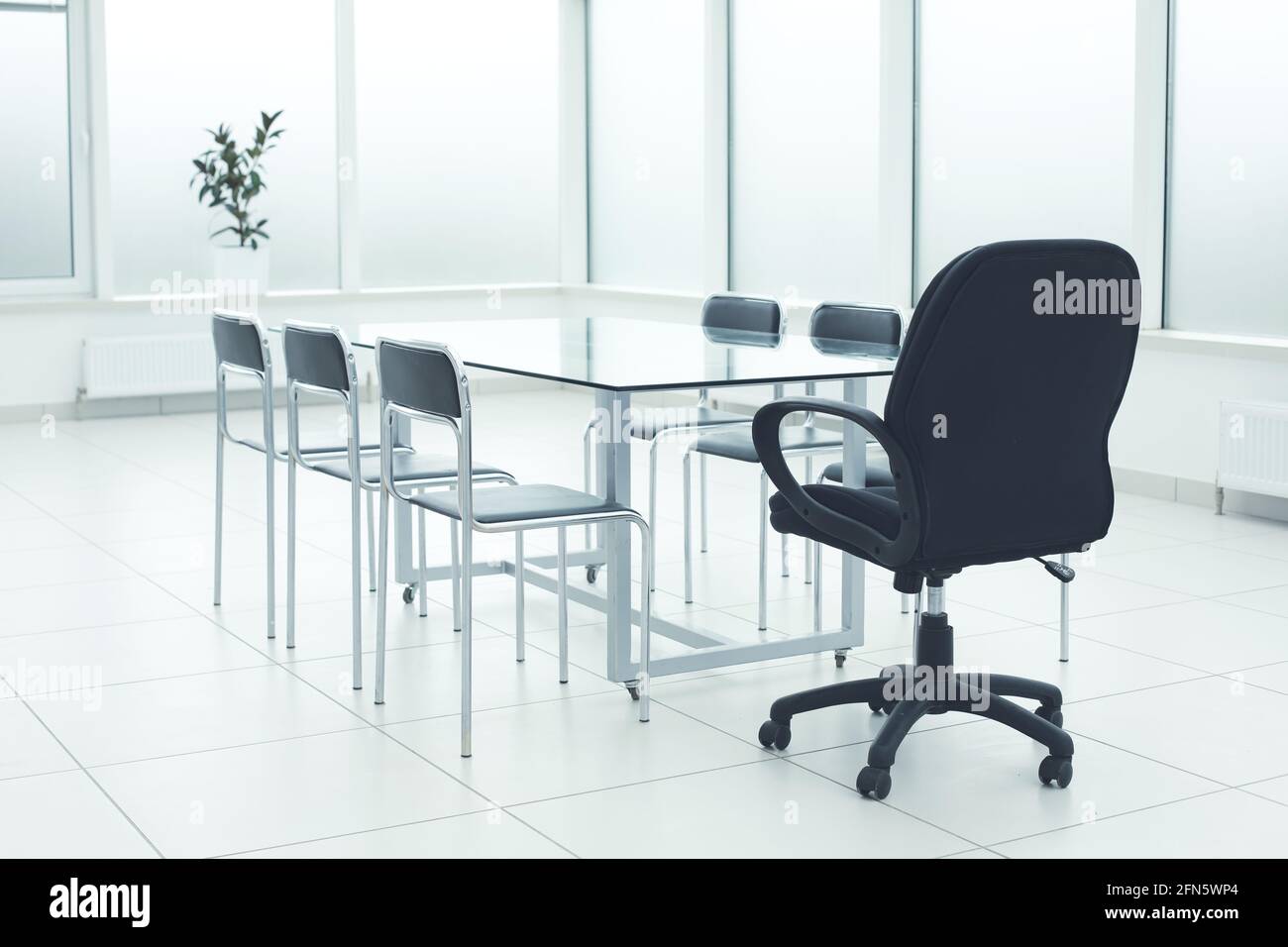 Spacious empty white room 3d hi-res stock photography and images - Alamy