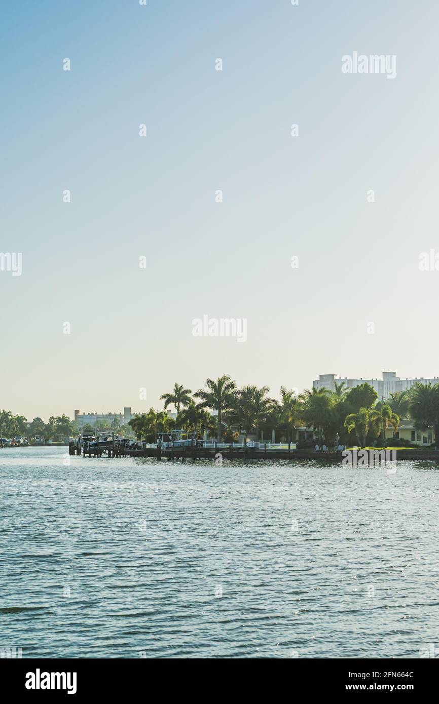 Residential housing along intercoastal waterway Florida Stock Photo - Alamy