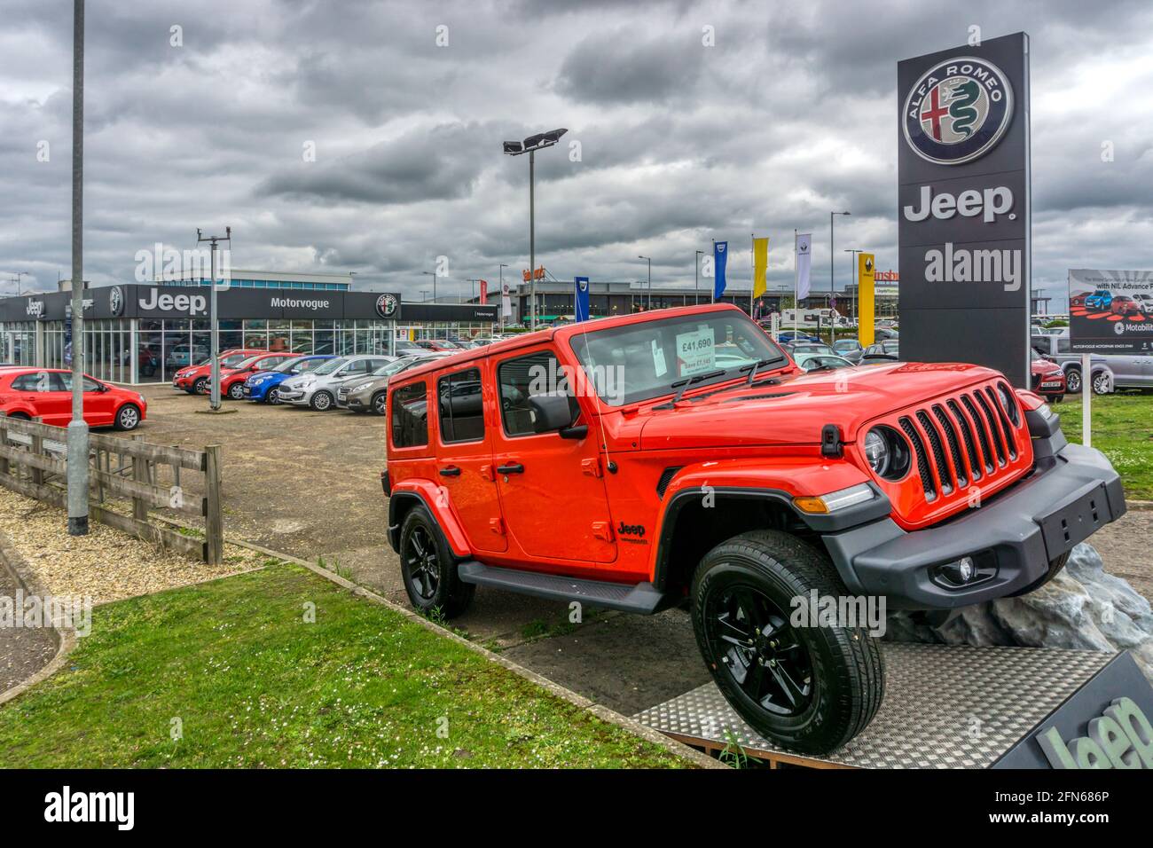 Jeep dealership hi-res stock photography and images - Alamy