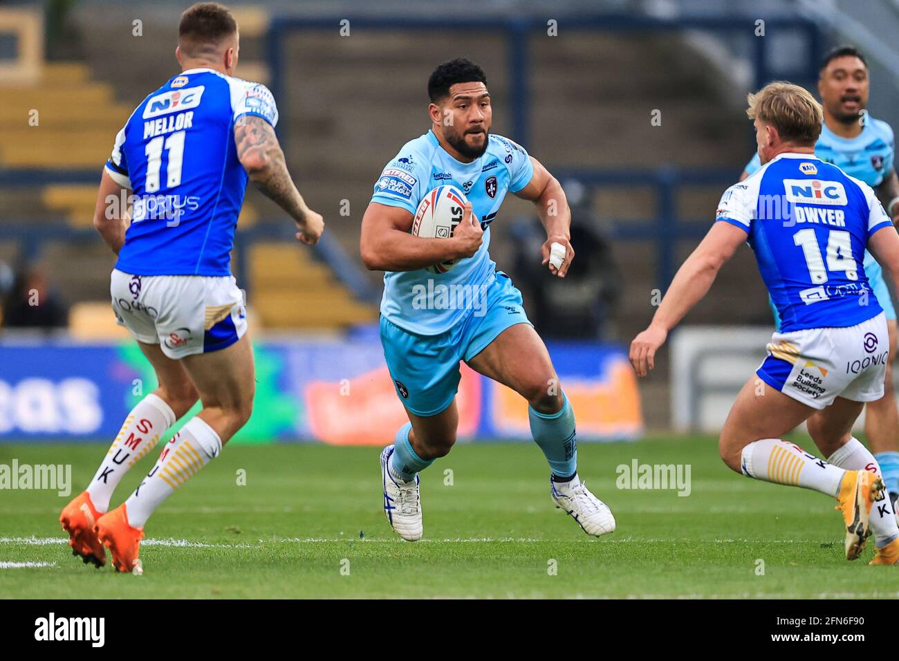 Kelepi Tanginoa (12) of Wakefield Trinity on the attack in, on 5/14/2021. (Photo by Mark Cosgrove/News Images/Sipa USA) Credit: Sipa USA/Alamy Live News Stock Photo