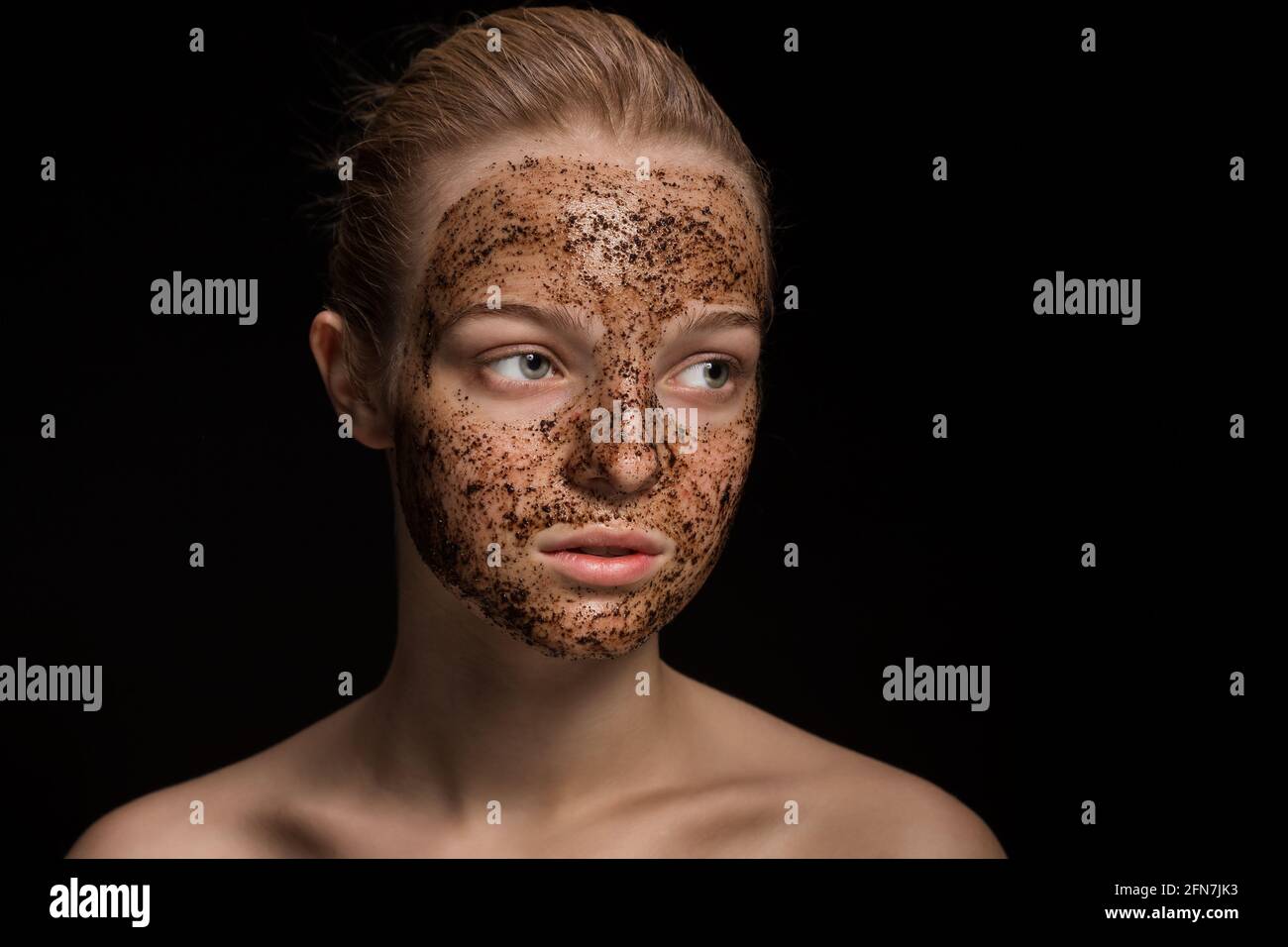 Using Coffee Grounds On Face