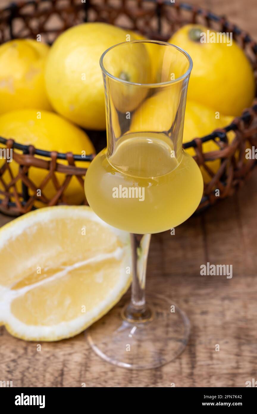 Limoncello amalfi bar hi-res stock photography and images - Alamy