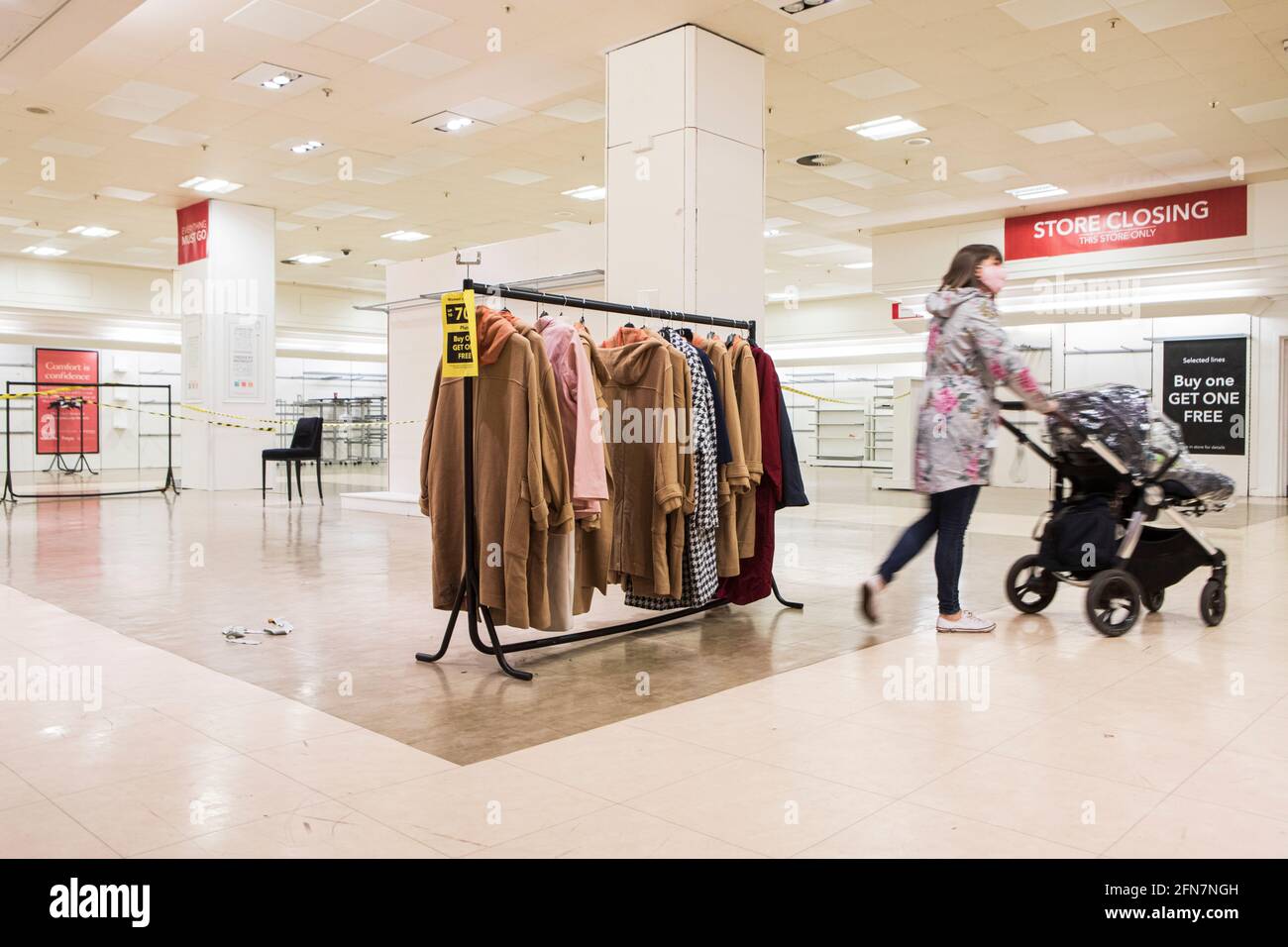 Sheffield city centre shopping department stores john lewsi debe hires