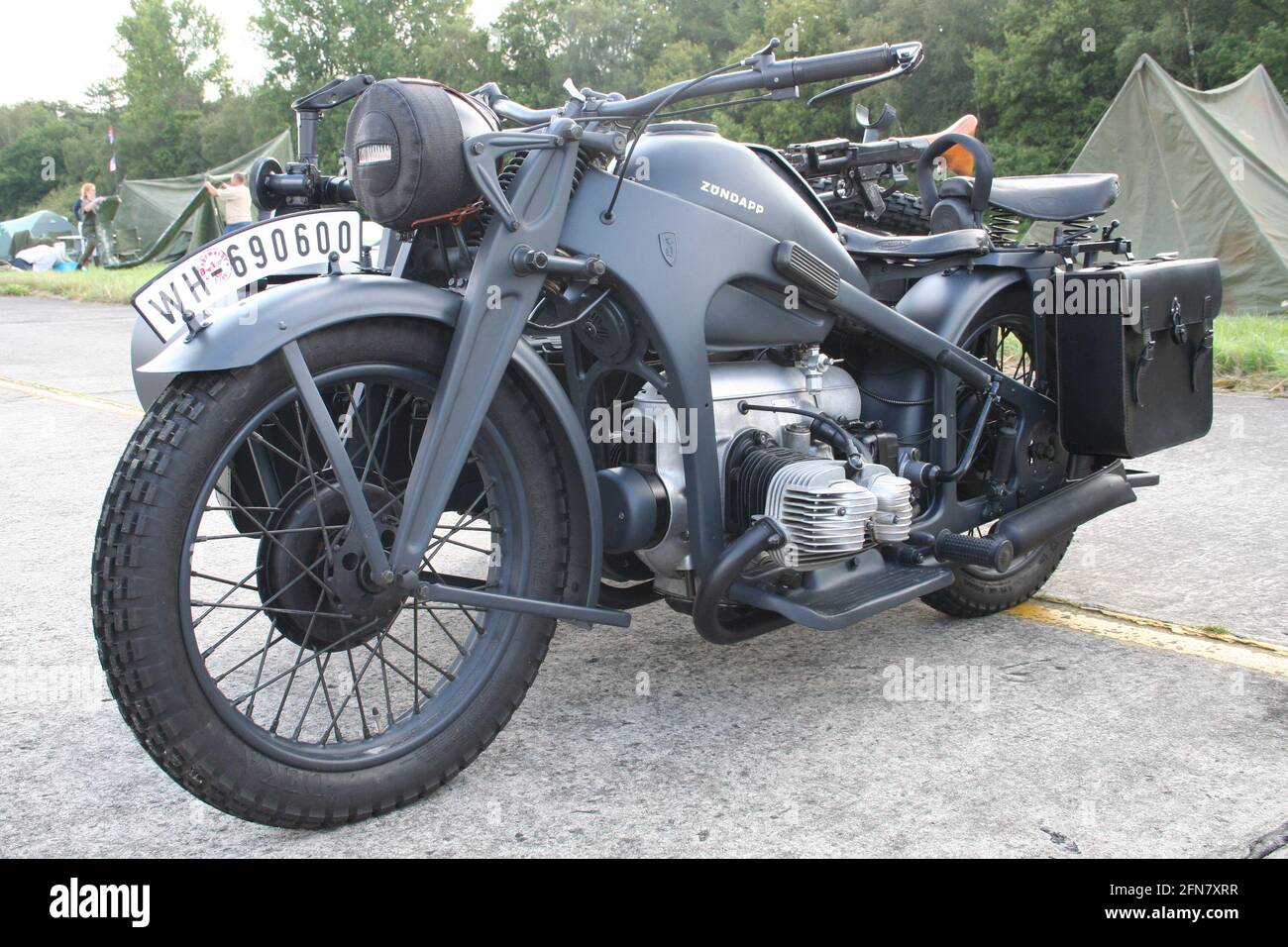 zundapp ks750 with sidecar