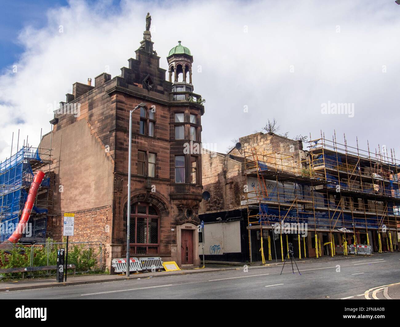 Glasgow, Scotland, UK. 5th May 2021: The aftermath of a huge fire on the High Street. Stock Photo