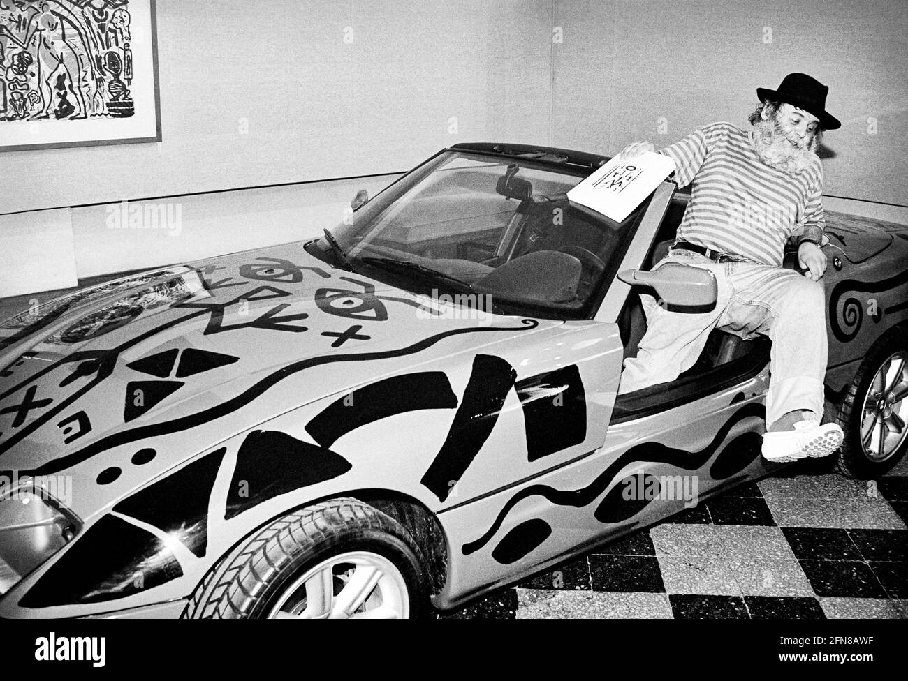 Bmw z1 art car hi-res stock photography and images - Alamy