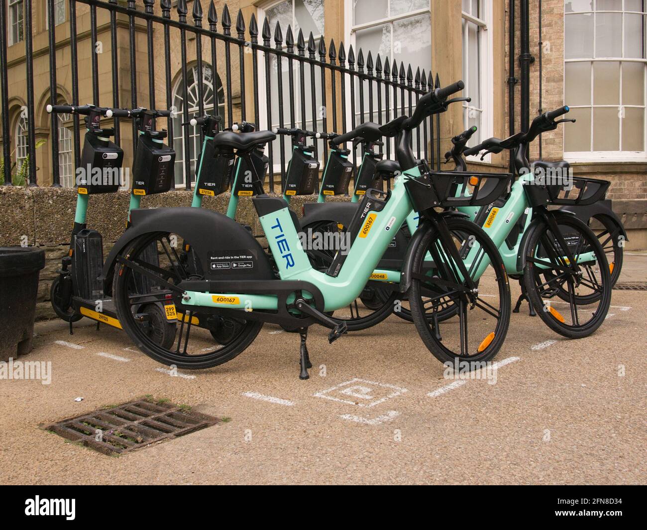 Tier e bike hire hires stock photography and images Alamy