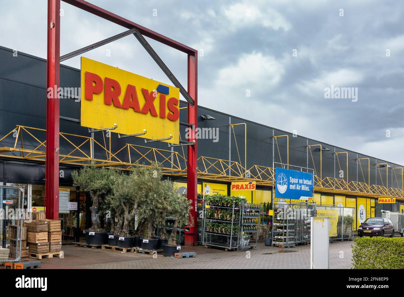 Emmeloord, The Netherlands - May 5, 2021: Facade Praxis do it yourself shopping mall in village Emmeloord Stock - Alamy