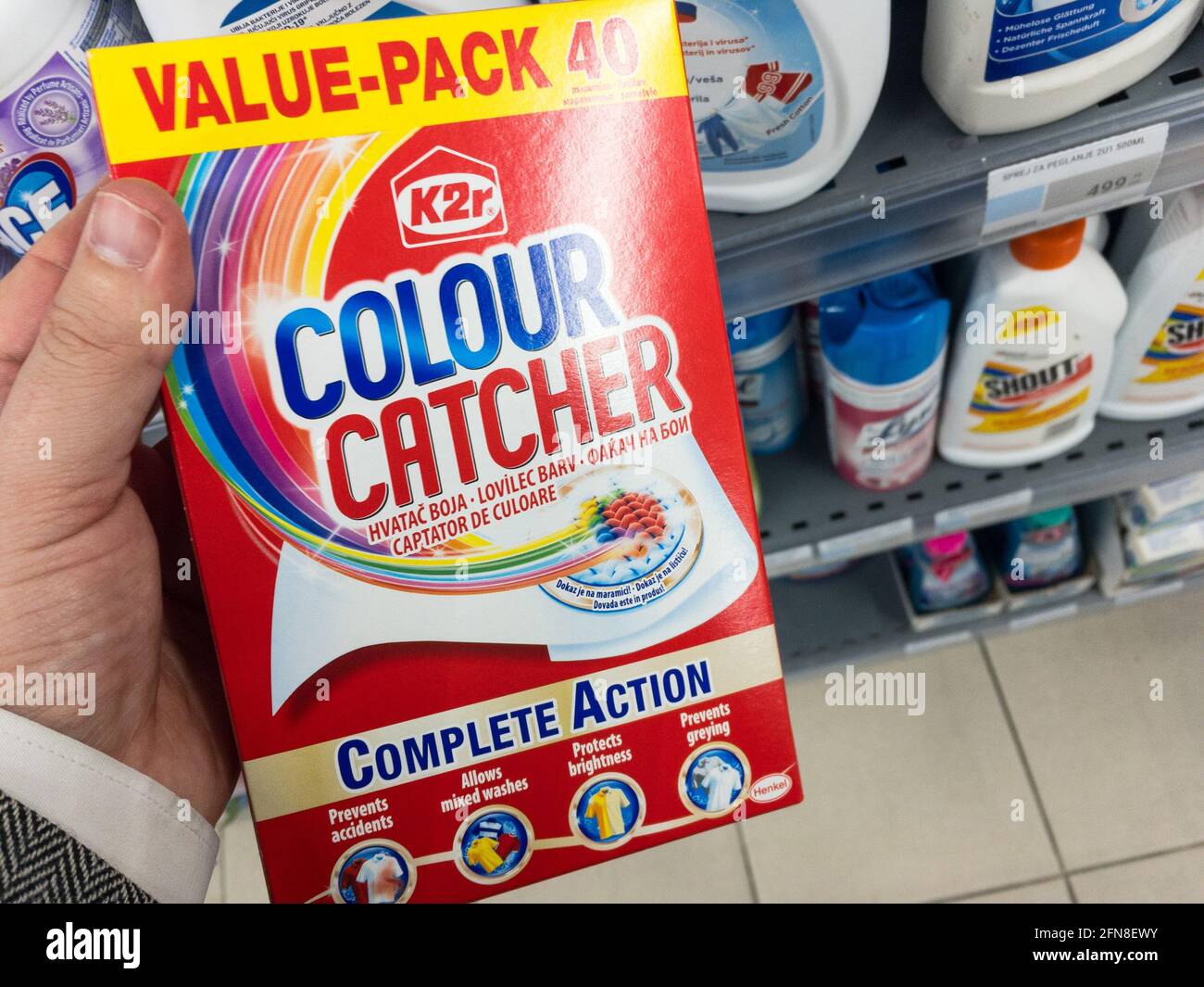 https://c8.alamy.com/comp/2FN8EWY/picture-of-a-pack-with-the-logo-of-k2r-colour-catcher-for-sale-k2r-colour-catcher-is-a-brand-of-sheets-and-wipes-made-for-color-absorption-in-laundry-2FN8EWY.jpg
