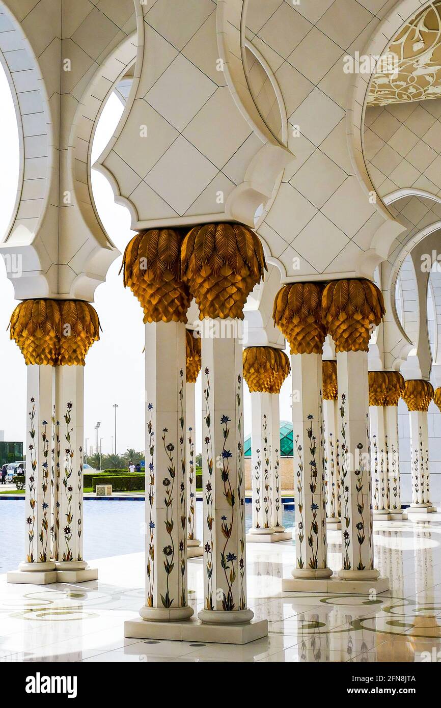 Abu Dhabi, United Arab Emirates, April 13, 2019. Sheikh Zayed Mosque, the largest mosque in the United Arab Emirates and the ninth in the world. Stock Photo