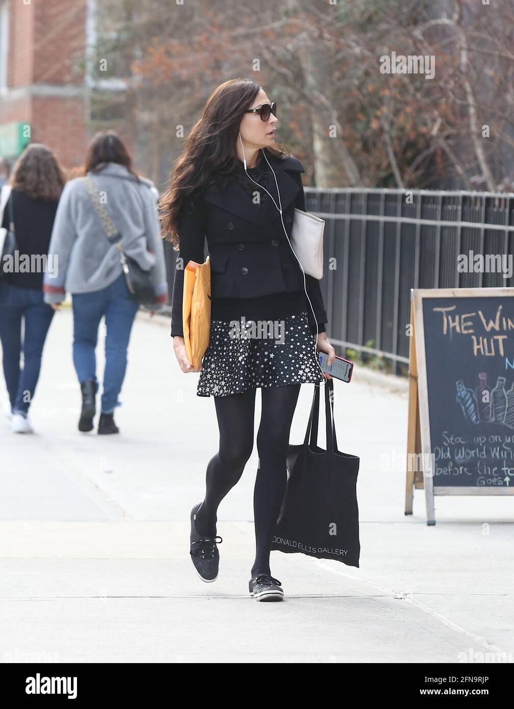 New York - NY - 01/11/2020 - Famke Janssen Running Errands in Soho