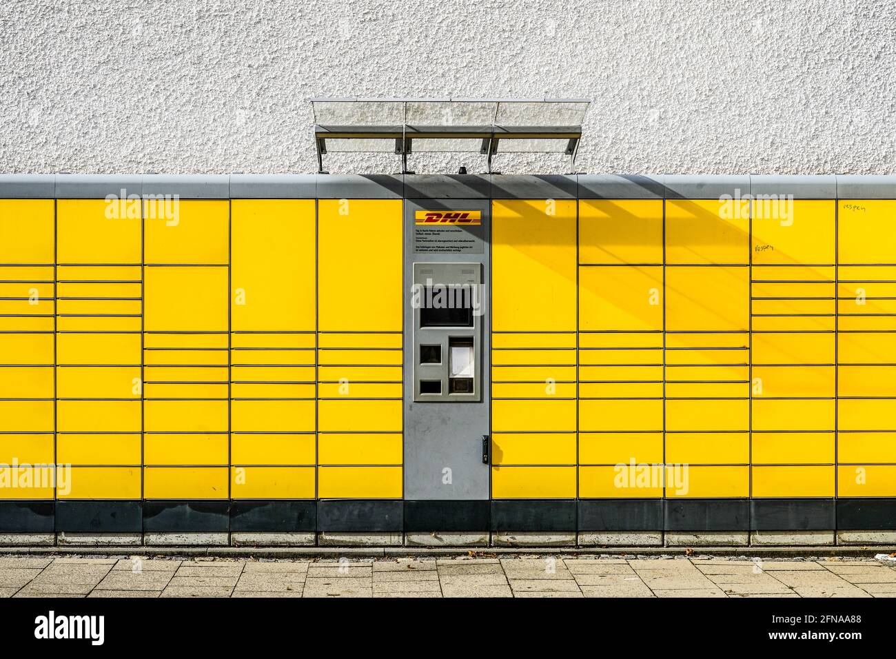 deutsche post zustellstützpunkt münchen