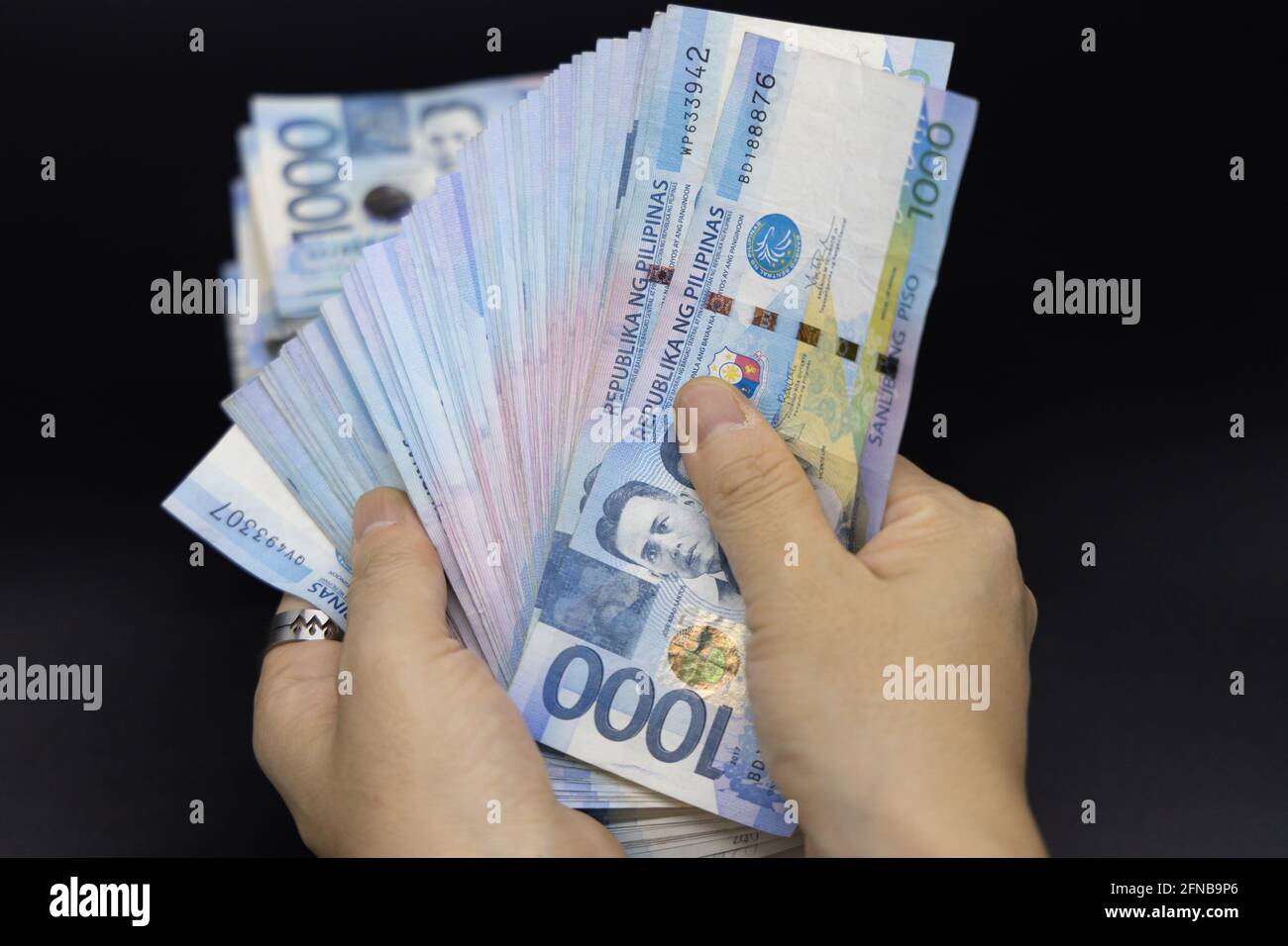 Philippines money to myr