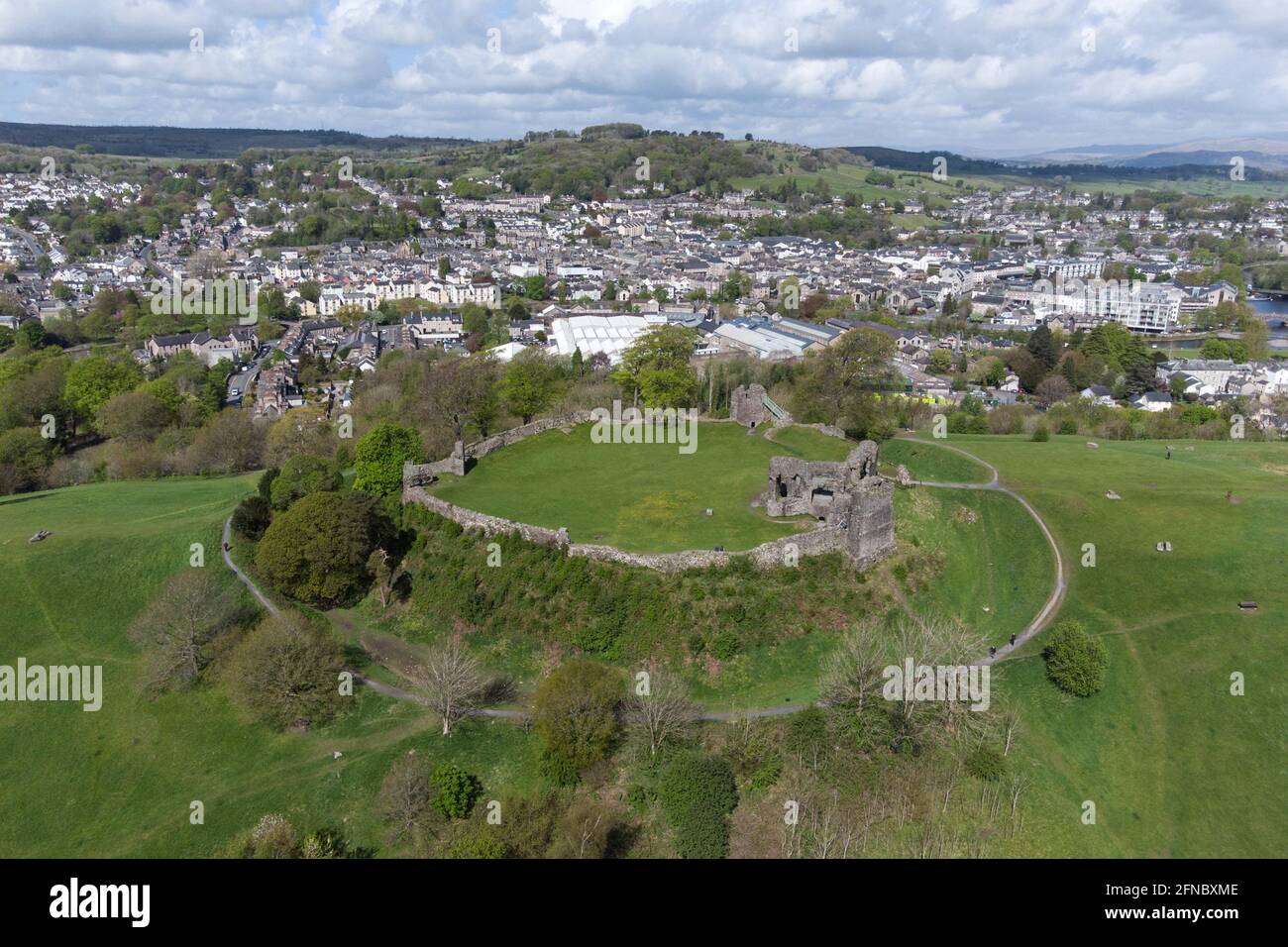 kendal-castle-kendal-cumbria-england-11th-may-2021-aerial-views-of