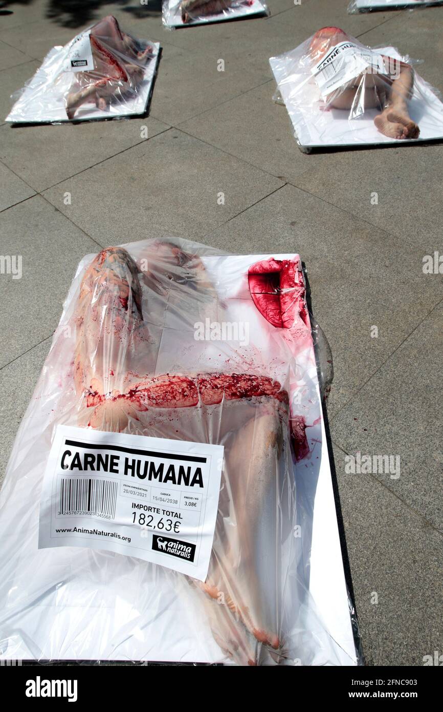 Madrid, Spain; 16.05.2021.- Performance of Human Meat in sales trays, made by AnimaNaturalis, to raise awareness about the reality of meat consumption and promote a diet that is respectful of animals and the planet. Photo: Juan Carlos Rojas Credit: dpa picture alliance/Alamy Live News Stock Photo