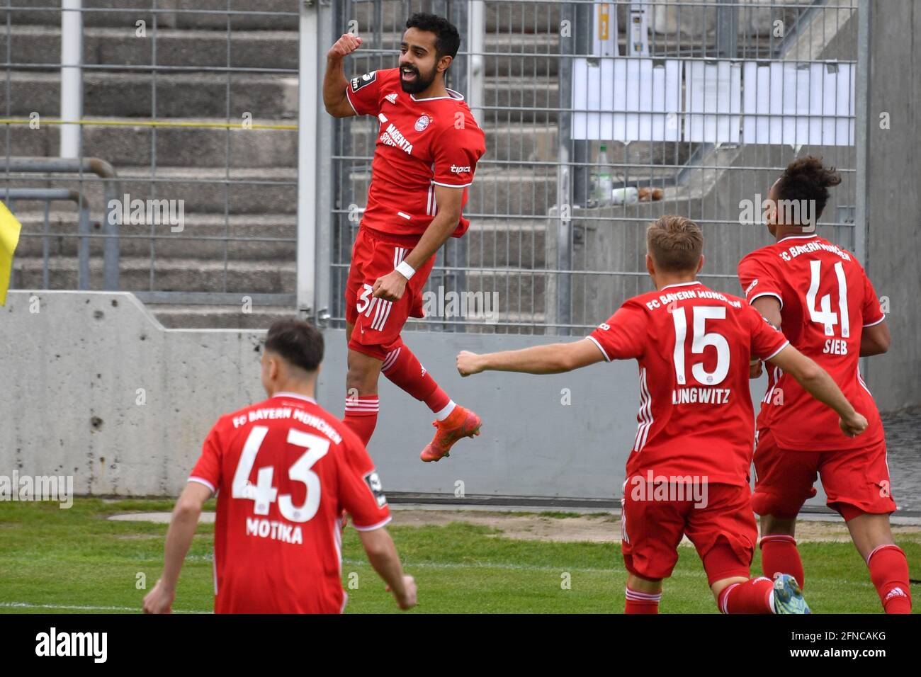 MunichGRUENWALDER STADION. 16th May, 2021. goaljubel Sarpreet SINGH (FCB)  after goal for 1-2, jubilation, joy, enthusiasm, action. Soccer 3rd league,  Liga3, TSV Munich 1860-FC Bayern Munich II, on May 16, 2021 in