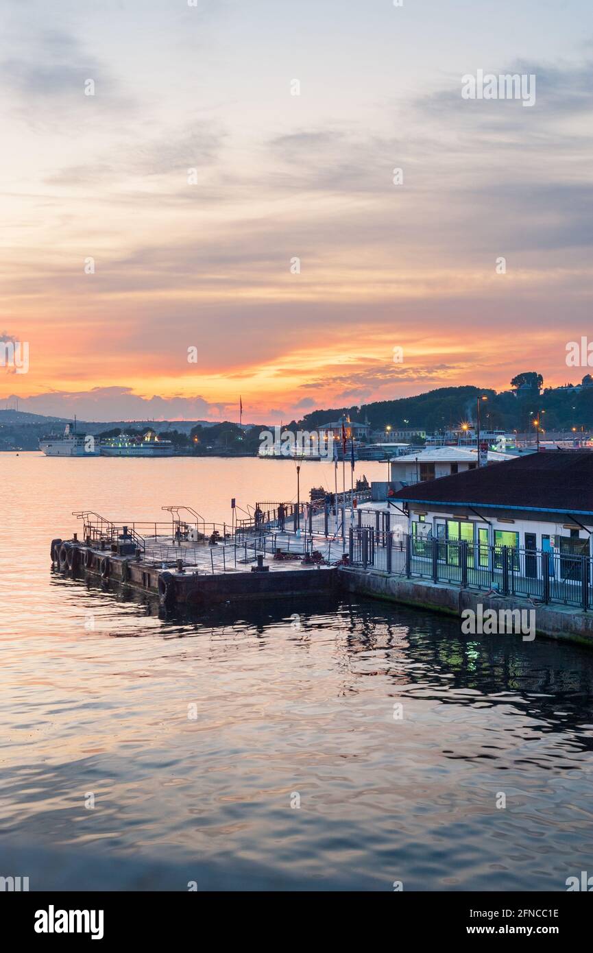 The Eminönü waterfront on the Golden Horn in Istanbul at dawn Stock Photo