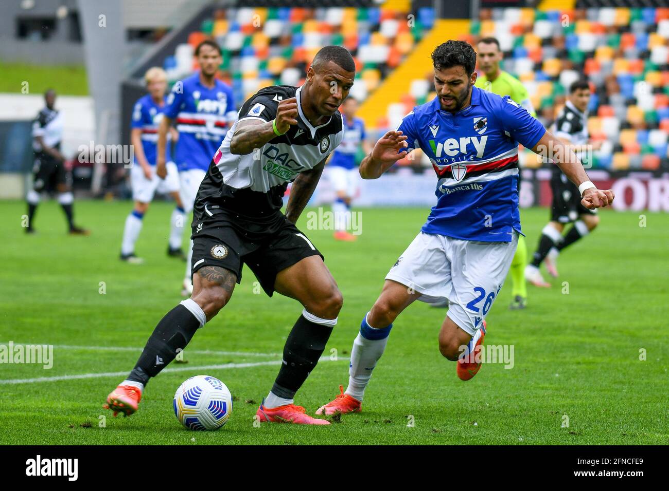 Udine, Italy. 16th May, 2021. Silva Souza Walace (Udinese) in action against Mehdi Leris (Sampdoria) during Udinese Calcio vs UC Sampdoria, Italian football Serie A match in Udine, Italy, May 16 2021 Credit: Independent Photo Agency/Alamy Live News Stock Photo