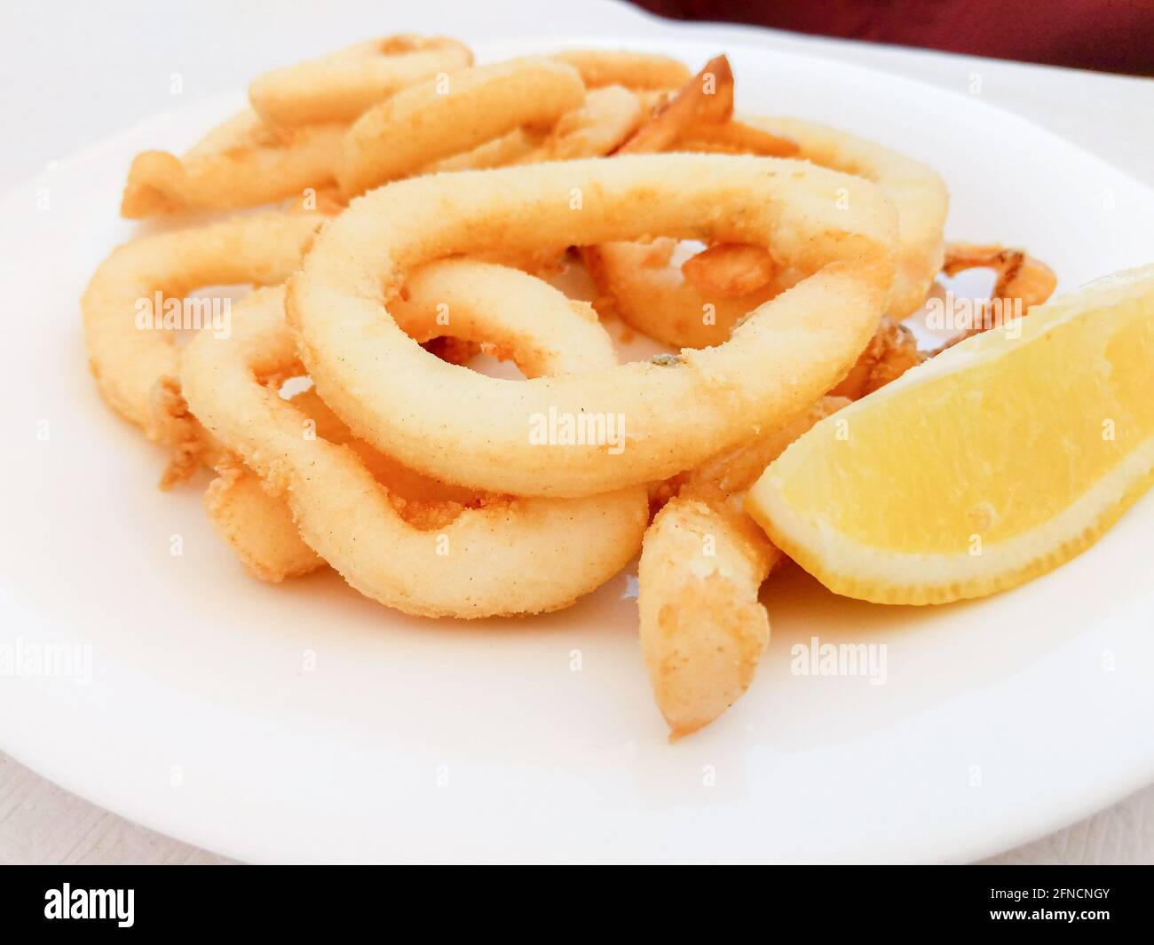 Crispy squid hi-res stock photography and images - Alamy