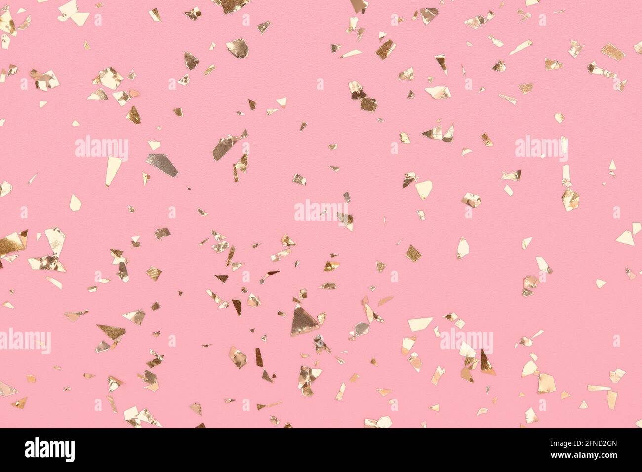 Glitter gold confetti falling hi-res stock photography and images - Alamy