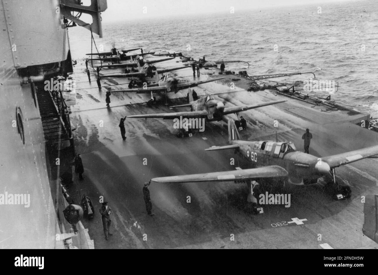 HMS Victorious-Fairey Fulmar Stock Photo - Alamy