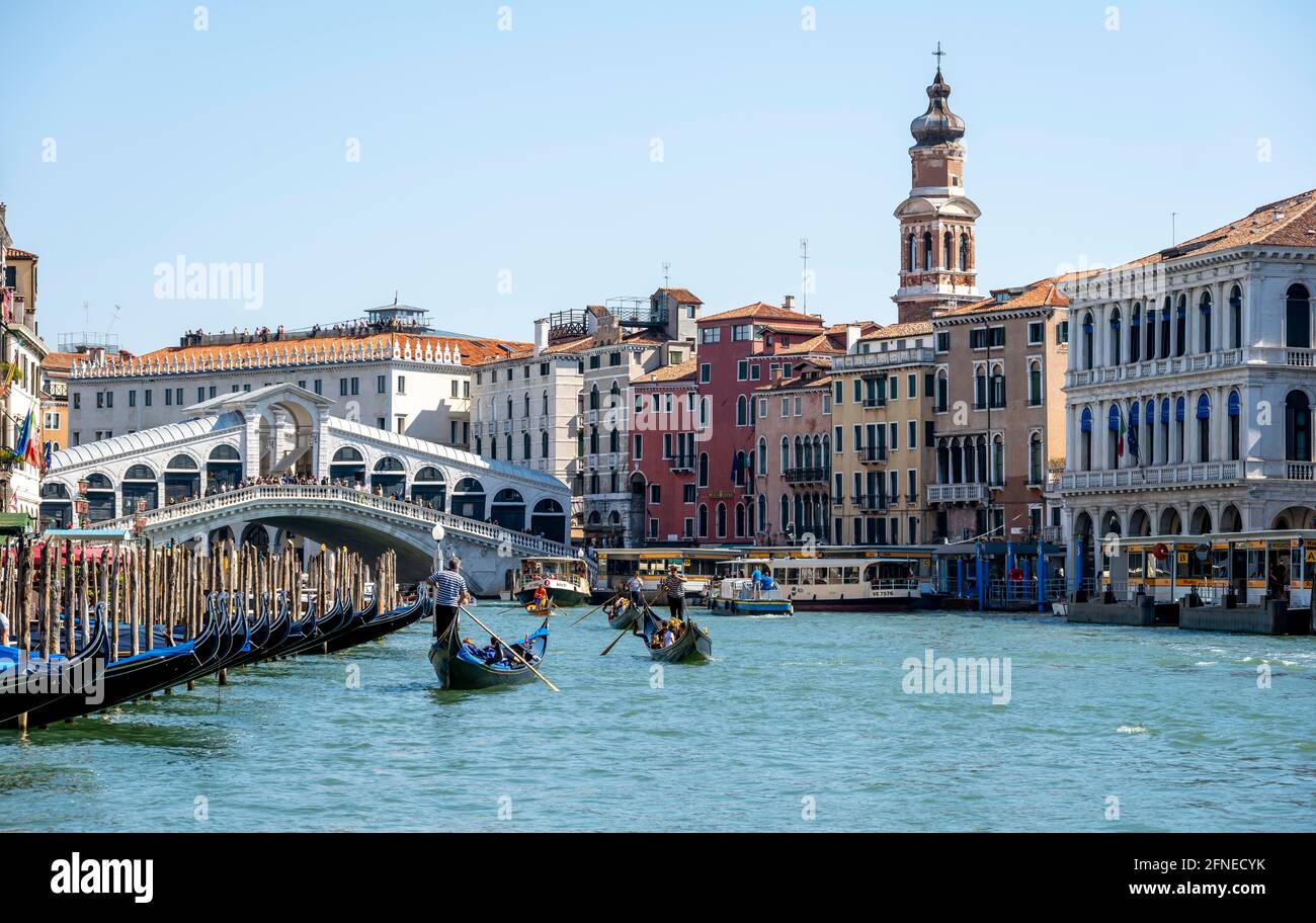 Bridge over venetian canal hi-res stock photography and images - Alamy