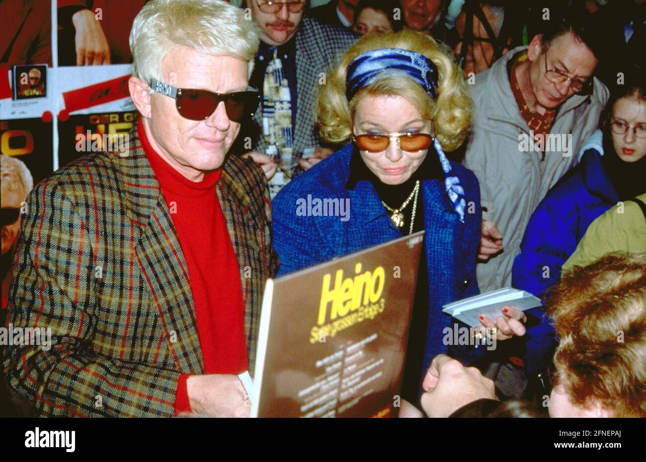 Heino, German folk singer and his wife Hannelore [automated translation] Stock Photo