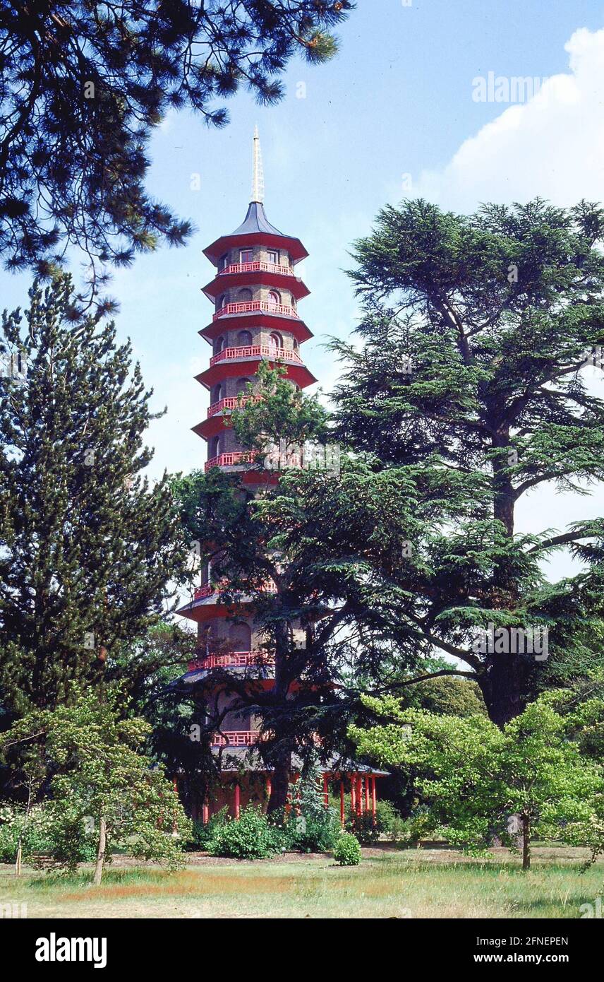 Chinese Tower in Kew Gardens [automated translation] Stock Photo Alamy