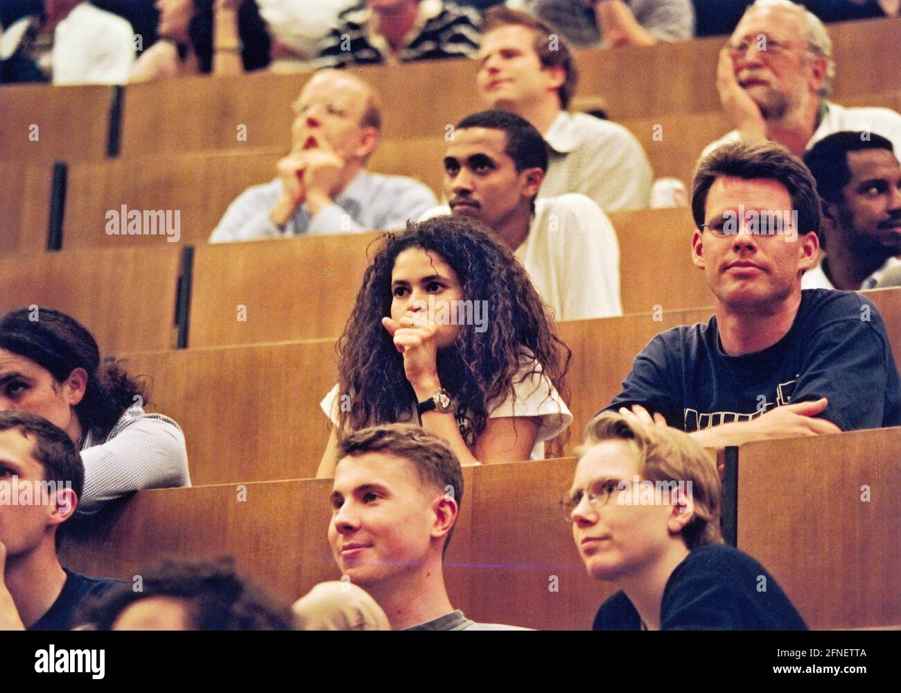 Interested spectators watch the first German medical student contest at the Benjamin Franklin University Hospital in Berlin/Steglitz. [automated translation] Stock Photo