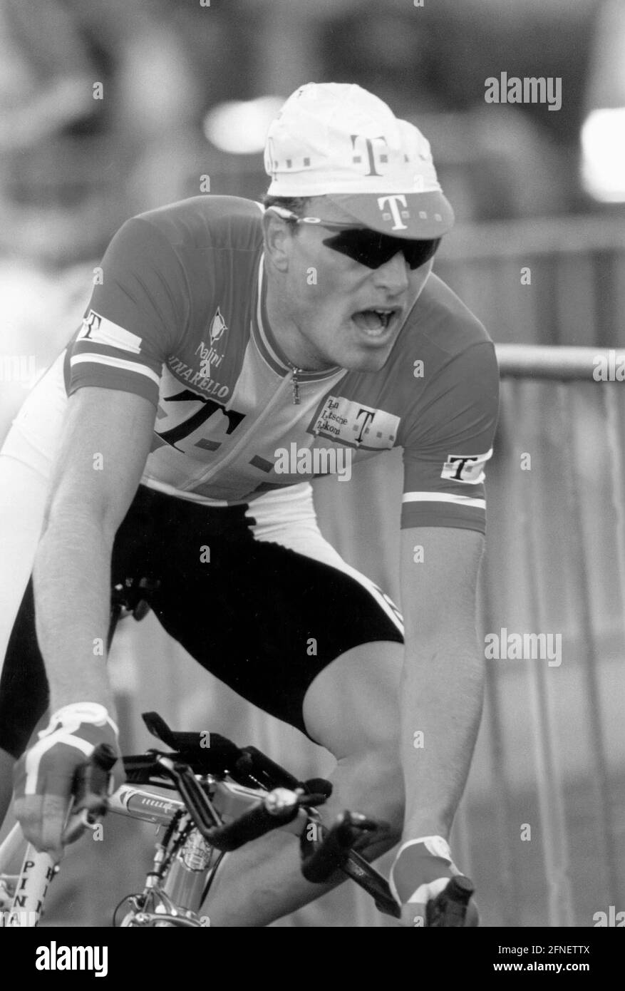Danish cyclist Bjarne Riis. [automated translation] Stock Photo - Alamy