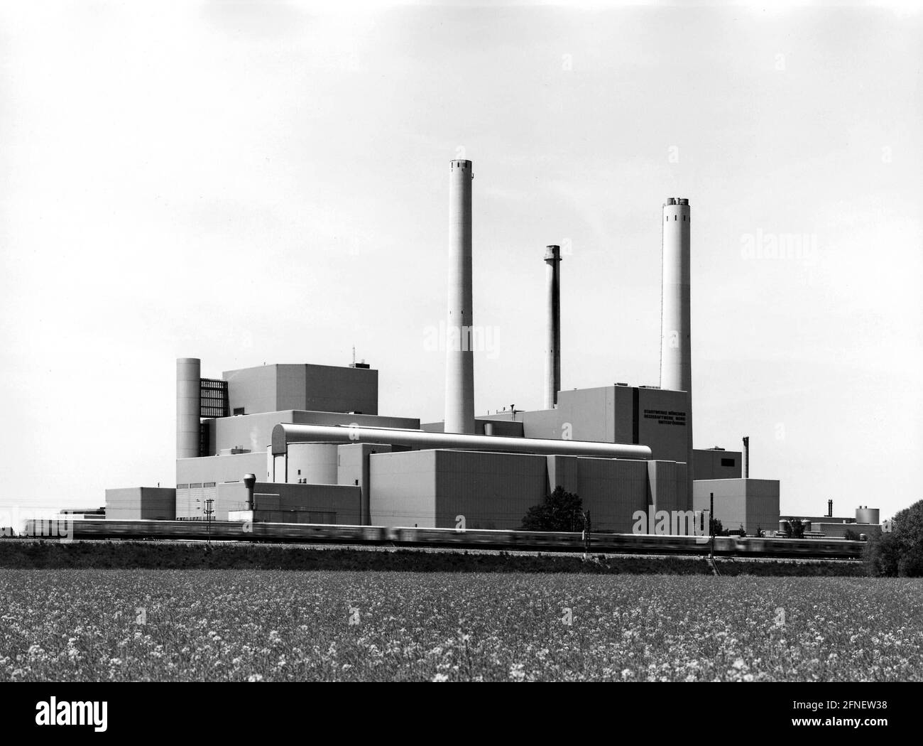 Munich North combined heat and power plant (1998). [automated